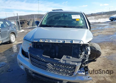 2011 Suzuki Equator Sport from USA, damaged, VIN 5Z61D0CW2BC422461